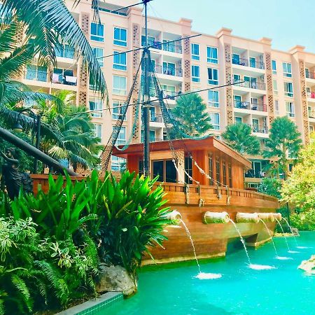 Atlantis Condo & Resort By Luxury Collection Apartment Praia de Jomtien Exterior foto
